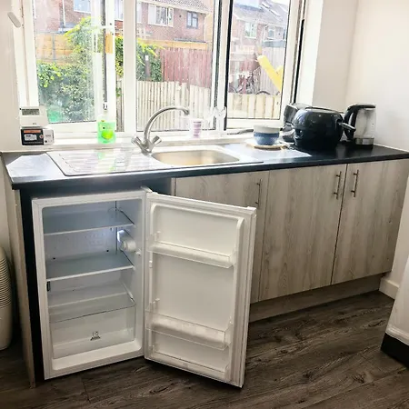 Aa Private Single With Ensuite And Workspace Gasthof 3*